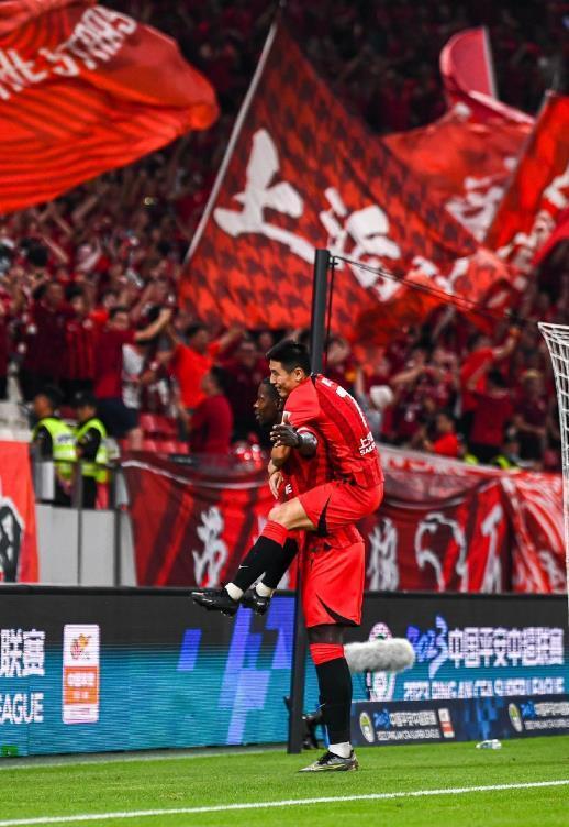  奥格斯堡替补奇兵建功，补时绝杀上演惊天逆转